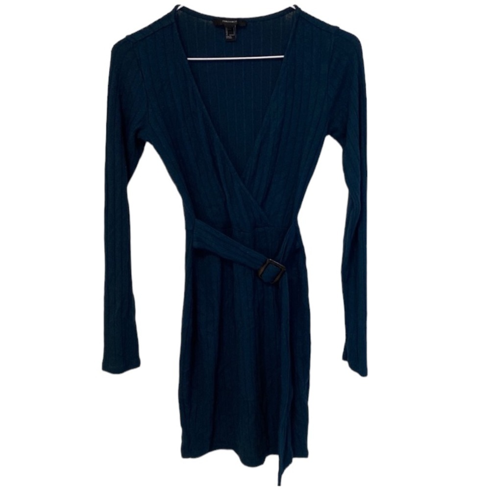 Forever 21 Ribbed Sweater Dress. Size M